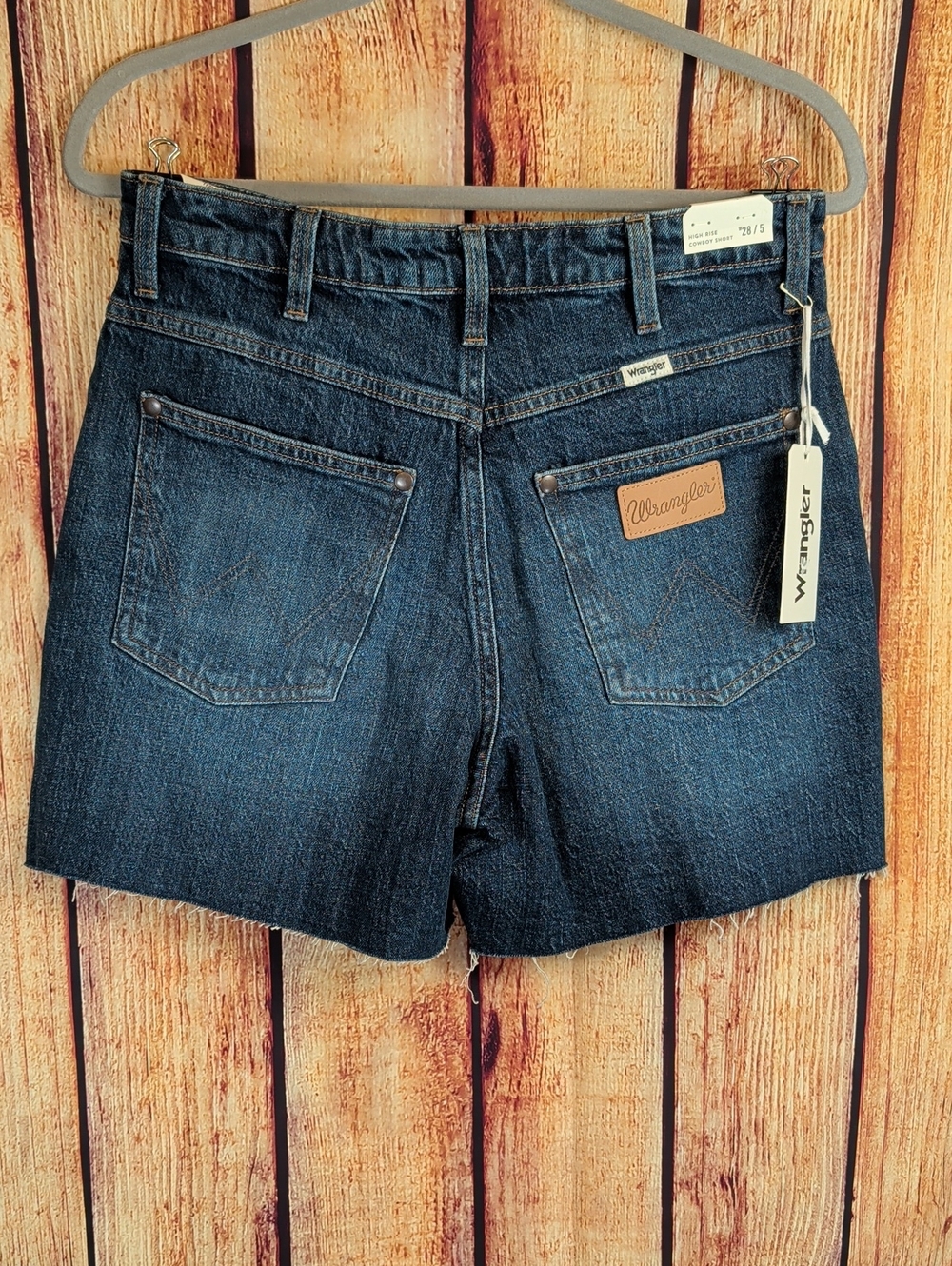 Wrangler 28 / 5 Ladies NWT Denim Shorts High Rise Cowboy Shorts